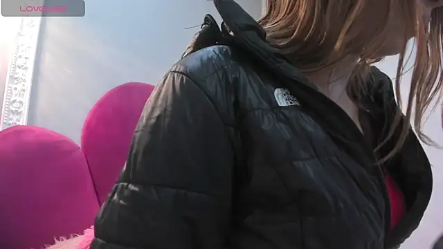 Bonniie 22 online show from 04-20-26, 12:41