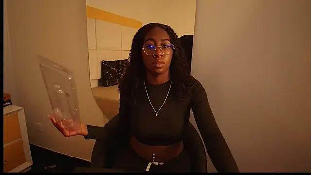 Qeen blackk online show from 12-16-25, 09:31