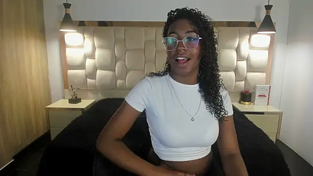 Qeen blackk online show from 04-27-26, 09:13