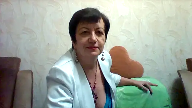 Snapshot of Lota5821 chatting on 03-06-25, 10:15 Lota5821 online show from 03-06-25, 10:15