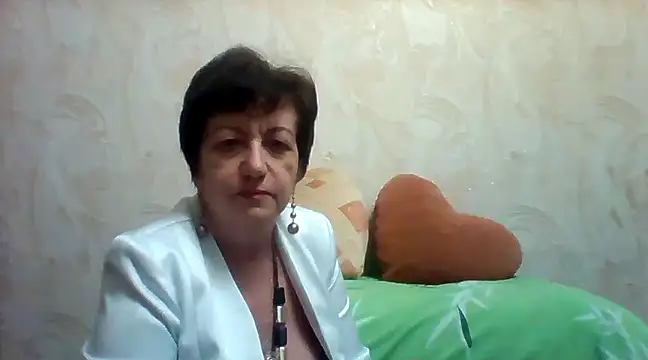 Snapshot of Lota5821 chatting on 03-08-25, 04:28 Lota5821 online show from 03-08-25, 04:28