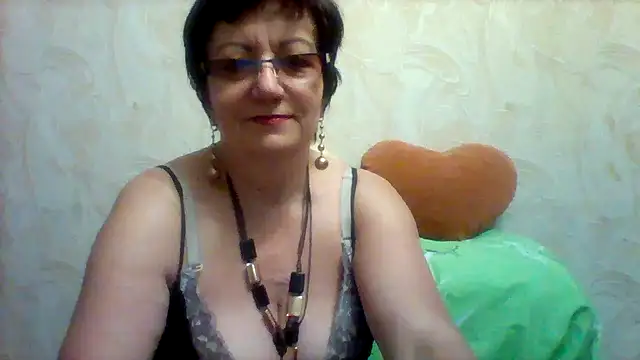 Snapshot of Lota5821 chatting on 03-22-25, 06:25 Lota5821 online show from 03-22-25, 06:25