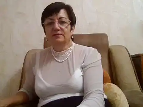 Snapshot of Lota5821 chatting on 09-29-25, 02:44 Lota5821 online show from 09-29-25, 02:44