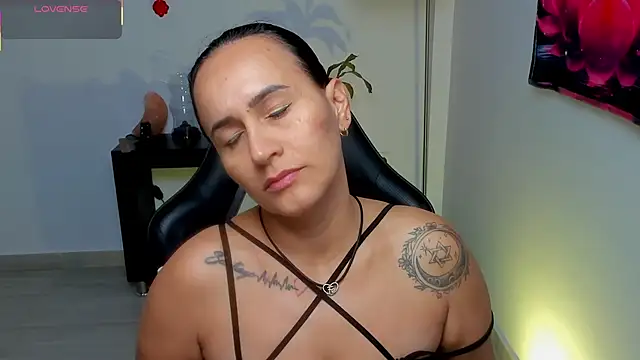 Sara Charmy online show from 05-30-26, 11:07