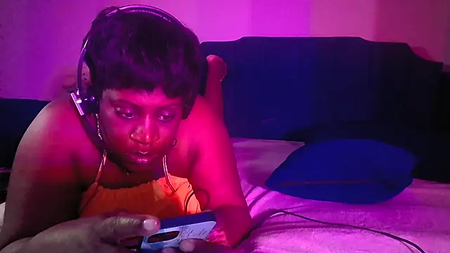 Snapshot of lovelyenigma365 chatting on 03-07-25, 08:23 lovelyenigma365 online show from 03-07-25, 08:23