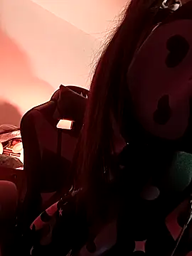 MiaStarts online show from 04-18-26, 08:07