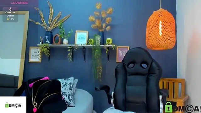 yessila parker online show from 10-25-25, 02:41