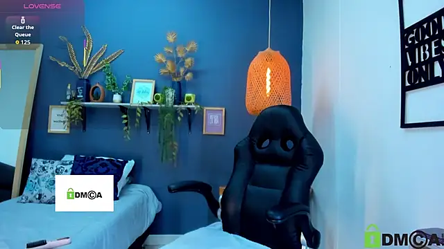 yessila parker online show from 11-20-25, 02:45