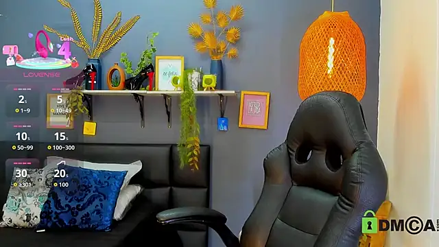 yessila parker online show from 03-17-26, 09:23