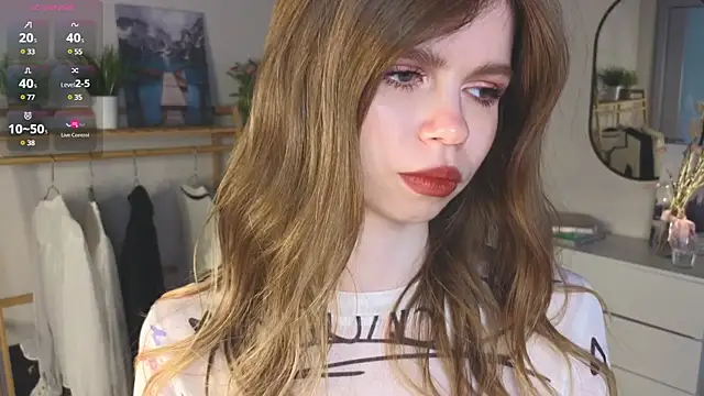 Snapshot of AmityDilley chatting on 03-08-25, 04:01 AmityDilley online show from 03-08-25, 04:01