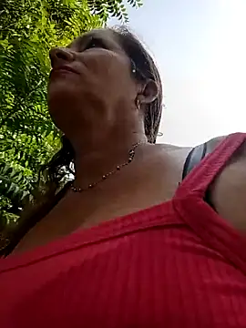 Snapshot of Sexy-Woman-Mature chatting on 05-09-26, 01:38 Sexy-Woman-Mature online show from 05-09-26, 01:38