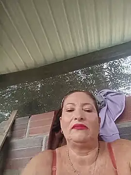 Snapshot of Sexy-Woman-Mature chatting on 06-08-26, 01:33 Sexy-Woman-Mature online show from 06-08-26, 01:33