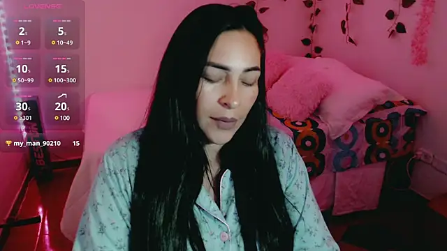 luna lgomez  online show from 03-15-25, 11:19