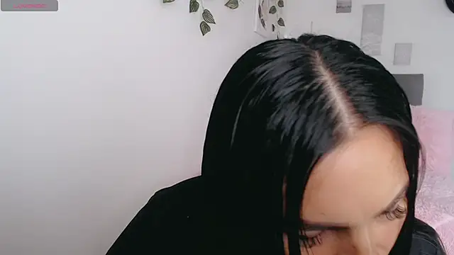 luna lgomez  online show from 02-22-26, 01:09