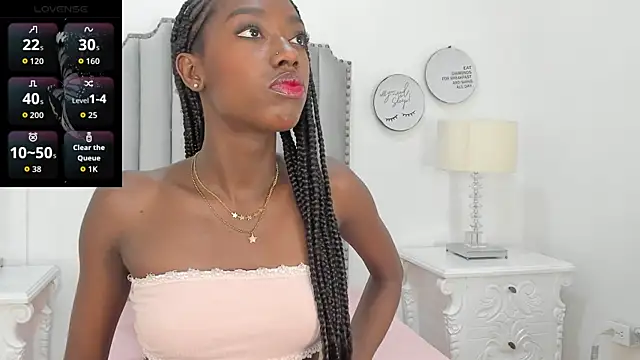 Snapshot of SamantaMarquez chatting on 11-17-25, 07:52 SamantaMarquez online show from 11-17-25, 07:52