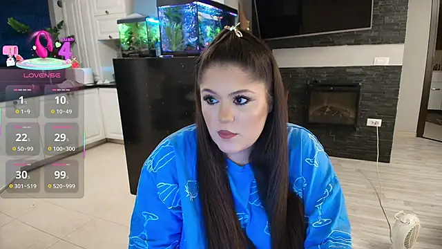 Layla- online show from 11-08-25, 07:23