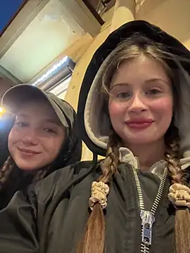 melicious  online show from 03-05-25, 04:13