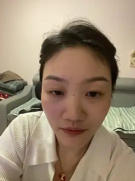 Snapshot of pangtouyubb chatting on 04-08-26, 04:45 pangtouyubb online show from 04-08-26, 04:45