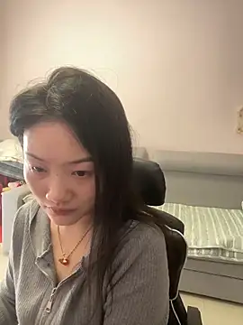 Snapshot of pangtouyubb chatting on 04-15-26, 04:52 pangtouyubb online show from 04-15-26, 04:52