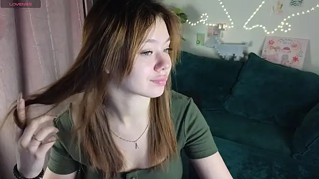 meow mellie online show from 10-11-25, 01:49