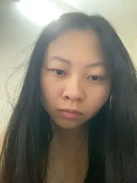 xiaofeifei985 online show from 03-03-25, 06:15