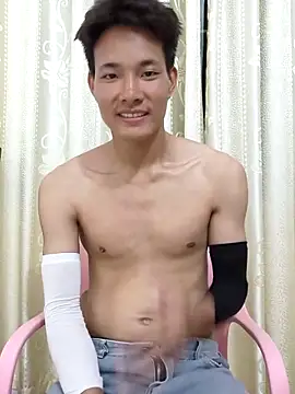 Snapshot of Dannyhobb chatting on 03-21-25, 11:55 Dannyhobb online show from 03-21-25, 11:55