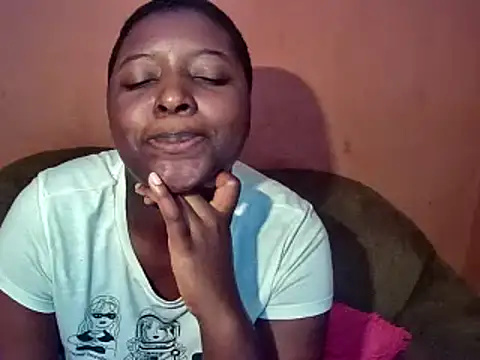 sexyhips2001 online show from 03-08-25, 03:24