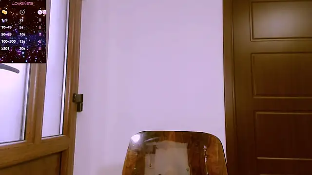 Alina eve online show from 04-25-26, 04:37