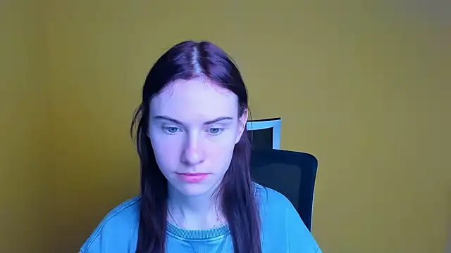 Fiona Night online show from 03-20-25, 06:09