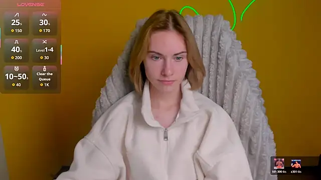 Fiona Night online show from 12-17-25, 12:11