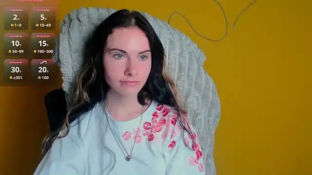 Fiona Night online show from 06-16-26, 11:24