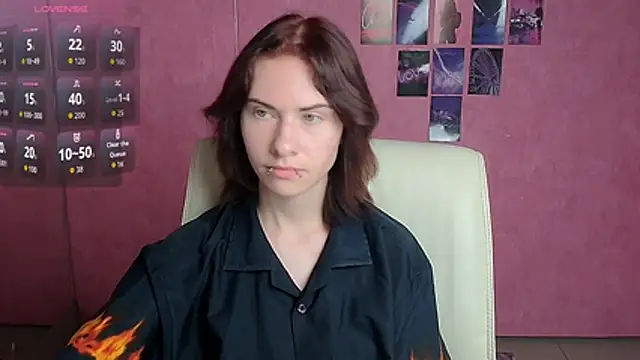Fiona Night online show from 07-19-26, 05:11