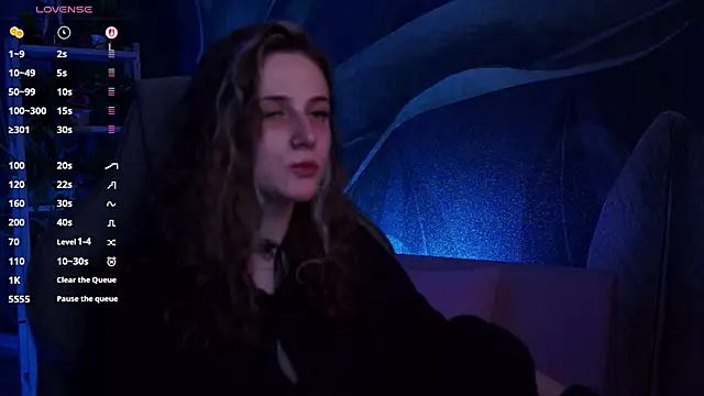 OliviaMcClean online show from 11-07-25, 02:33