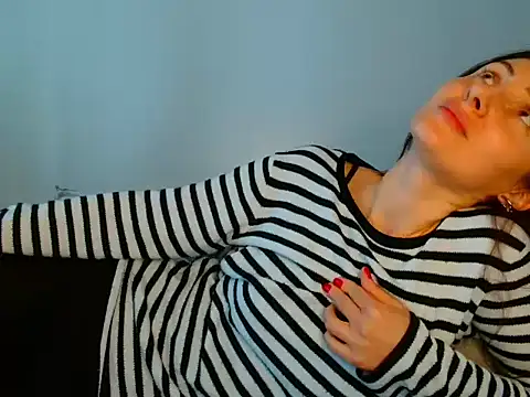 Irina9793 online show from 04-14-26, 08:53