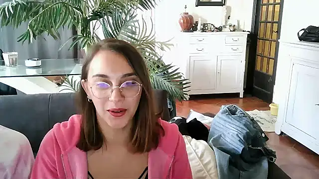 Snapshot of _little_blake chatting on 10-27-25, 09:46 little blake online show from 10-27-25, 09:46