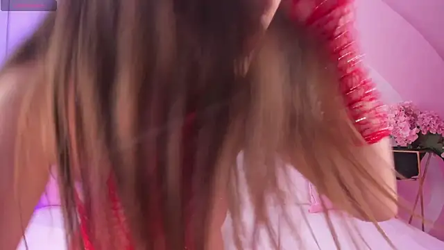 Snapshot of ValeriMilton chatting on 11-04-25, 07:24 ValeriMilton online show from 11-04-25, 07:24