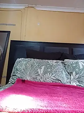 JuicyMilkyTizzy online show from 07-22-26, 07:33