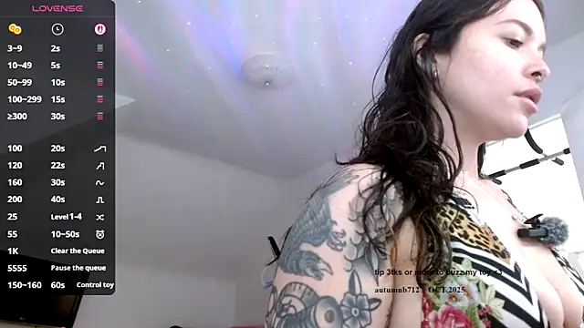 autumnb712 online show from 10-03-25, 02:36