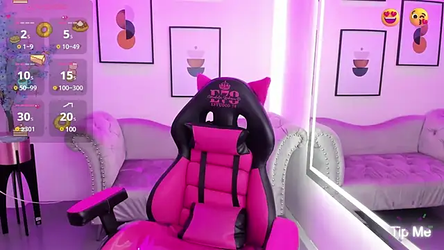 Agatha luxx online show from 03-22-25, 03:53