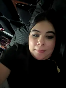 DANESKA HILLER online show from 11-19-25, 07:14