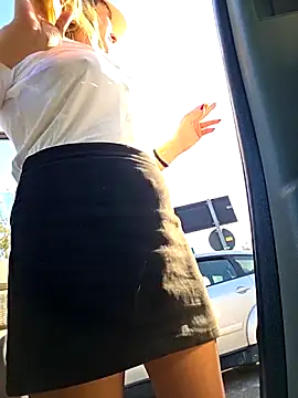 Melody73 online show from 11-15-25, 11:51