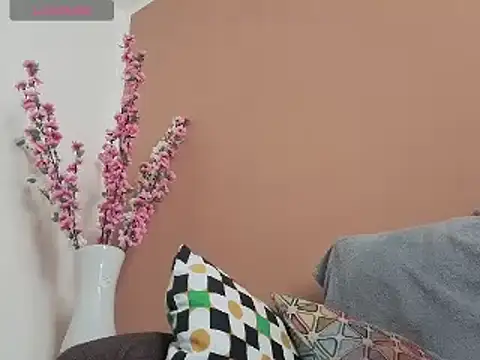 Melody73 online show from 11-21-25, 10:58