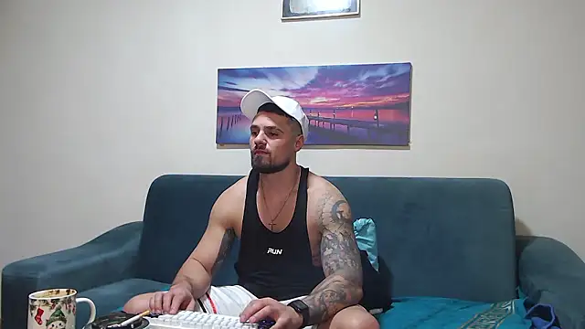 Tiberius hunk online show from 01-18-26, 06:06
