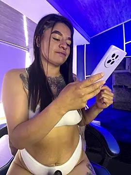 sofia 23x online show from 11-08-25, 01:22