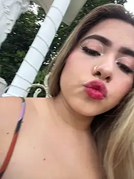 Snapshot of lunaxxx_69 chatting on 11-07-25, 09:59 lunaxxx 69 online show from 11-07-25, 09:59