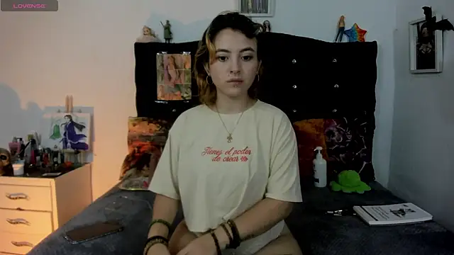 young jung online show from 11-29-25, 09:07