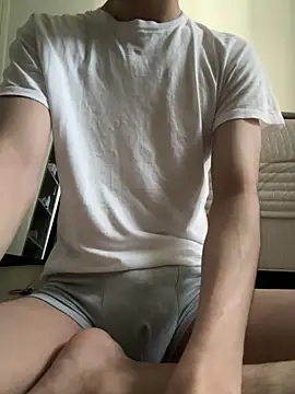 Snapshot of jae_yuu chatting on 03-14-25, 01:59 jae yuu online show from 03-14-25, 01:59