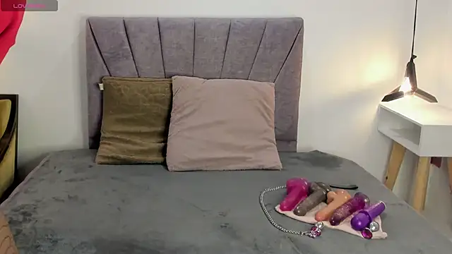 Abby brown   online show from 04-27-26, 07:34