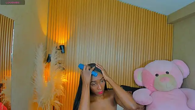 Snapshot of AlexiaAbbey chatting on 07-30-26, 07:13 AlexiaAbbey online show from 07-30-26, 07:13