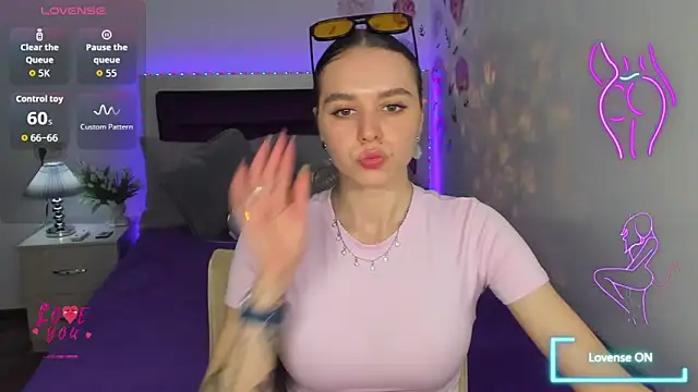 EmelyMason online show from 03-25-26, 06:08